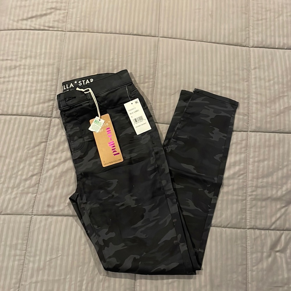Vanilla star pull on pants